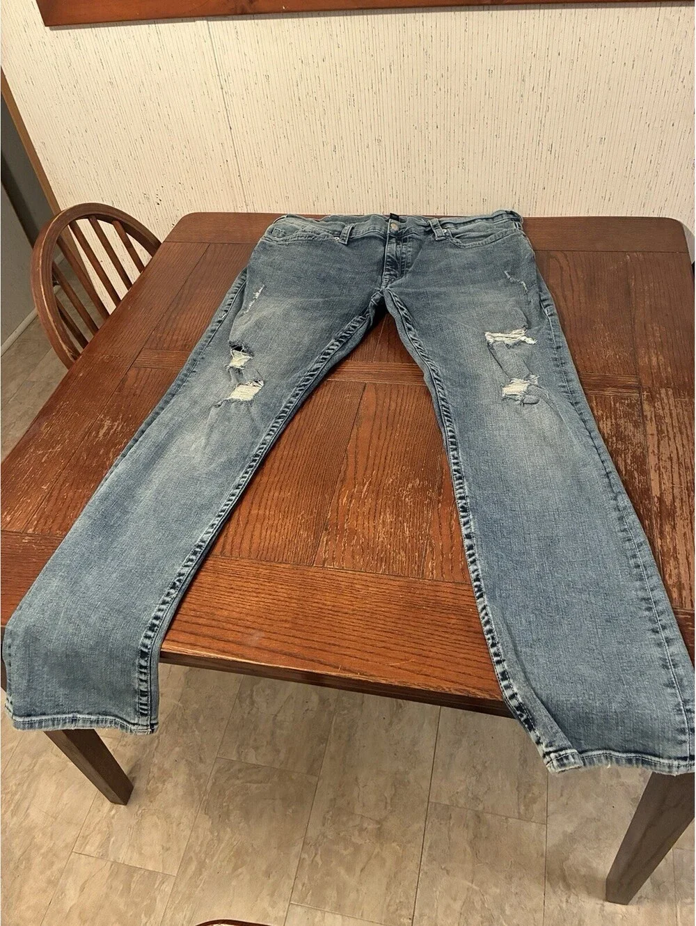 True Religion Ricky Jeans Men’s 40 Stretch Straight Leg Distressed Denim